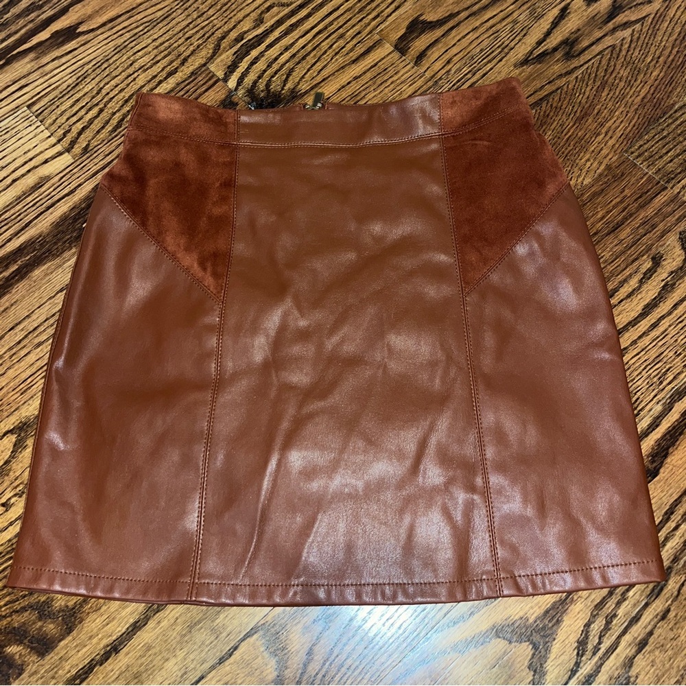 Brown Mini Skirt Leather/Suede Syle Material